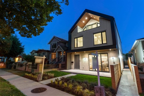 1-2386 45Th Avenue E, Vancouver, BC 