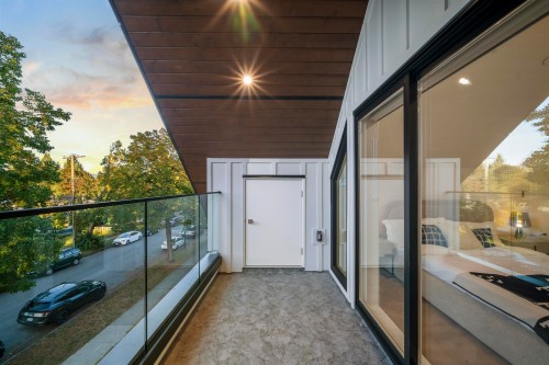 1-2386 45Th Avenue E, Vancouver, BC 