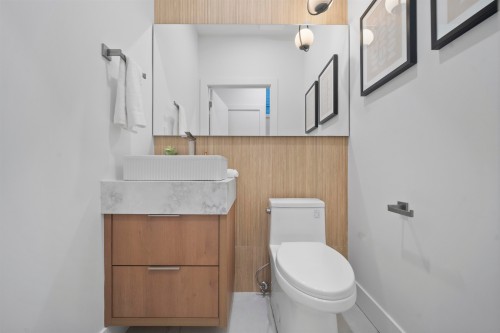 1-2386 45Th Avenue E, Vancouver, BC 