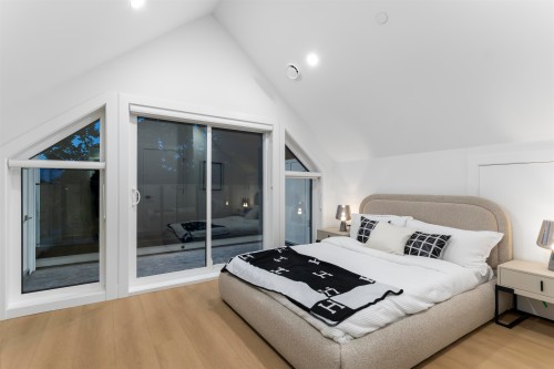 1-2386 45Th Avenue E, Vancouver, BC 