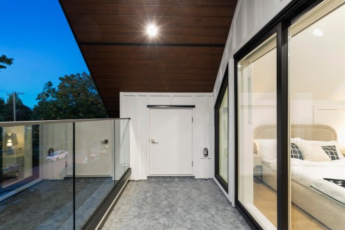 1-2386 45Th Avenue E, Vancouver, BC 