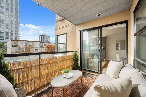 301-124 3Rd Street W, North Vancouver, BC 