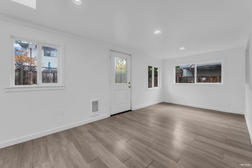 3235 Dunkirk Avenue, Coquitlam, BC 