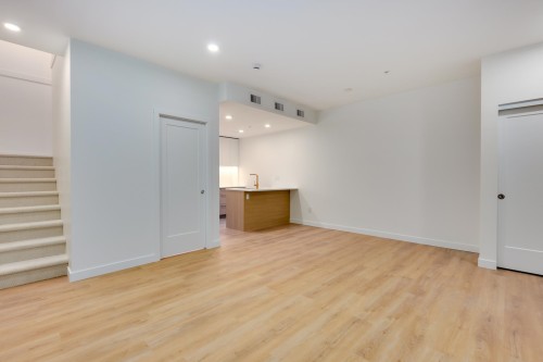 113-390 Guilby Street, Coquitlam, BC 