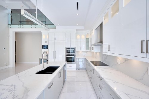 7680 Steveston Highway, Richmond, BC 