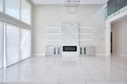 7680 Steveston Highway, Richmond, BC 