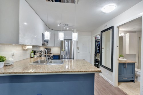 Ph6-2373 Atkins Avenue, Port Coquitlam, BC 