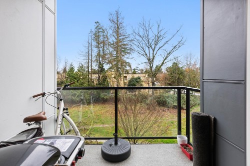 306-22315 122 Avenue, Maple Ridge, BC 