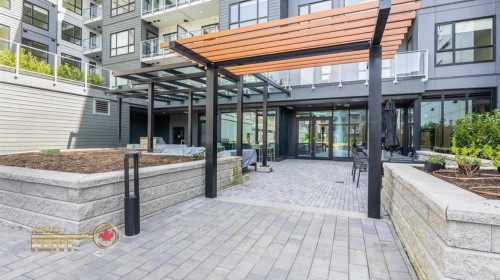 408-3594 Malsum Drive, North Vancouver, BC 