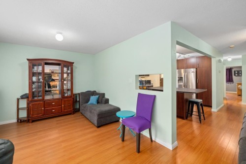 8225 18Th Avenue, Burnaby, BC 