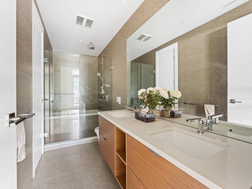 405-6687 Nelson Avenue, West Vancouver, BC 