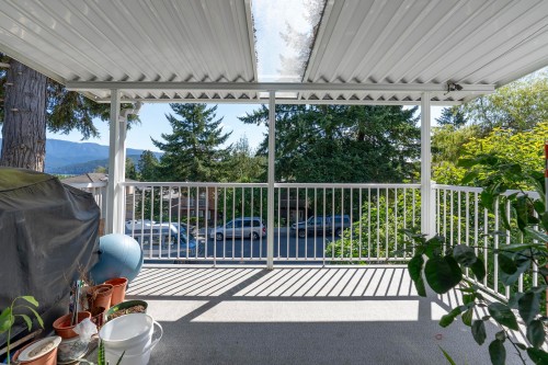 45 Stratford Avenue N, Burnaby, BC 