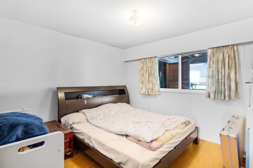 45 Stratford Avenue N, Burnaby, BC 