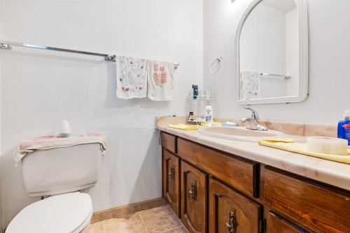 45 Stratford Avenue N, Burnaby, BC 