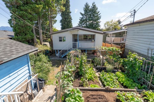 45 Stratford Avenue N, Burnaby, BC 