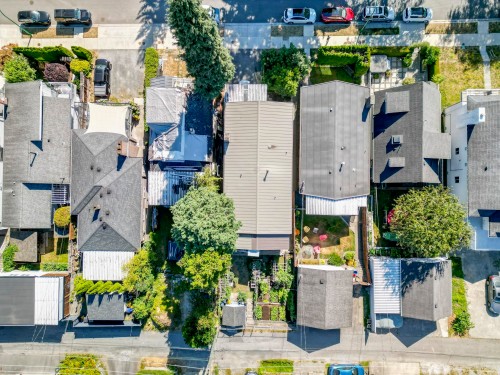 45 Stratford Avenue N, Burnaby, BC 