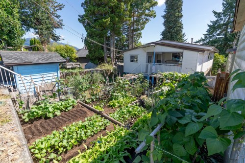 45 Stratford Avenue N, Burnaby, BC 