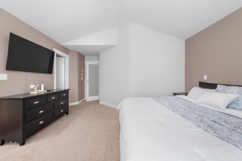 3382 Darwin Avenue, Coquitlam, BC 