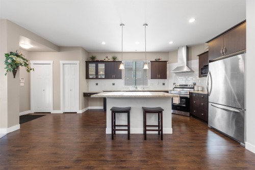 3382 Darwin Avenue, Coquitlam, BC 