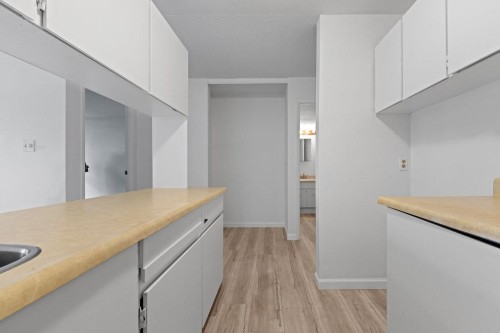 222-1333 Hornby Street, Vancouver, BC 