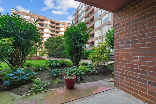 222-1333 Hornby Street, Vancouver, BC 