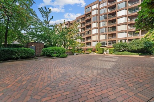 222-1333 Hornby Street, Vancouver, BC 