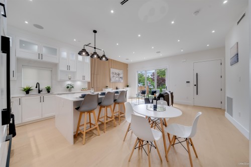 1-4463 Walden Street, Vancouver, BC 