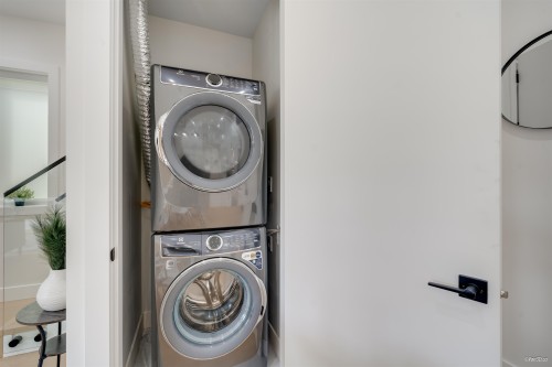 1-4463 Walden Street, Vancouver, BC 