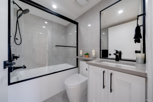 1-4463 Walden Street, Vancouver, BC 