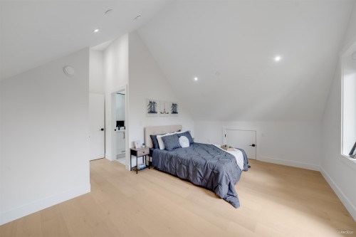 1-4463 Walden Street, Vancouver, BC 