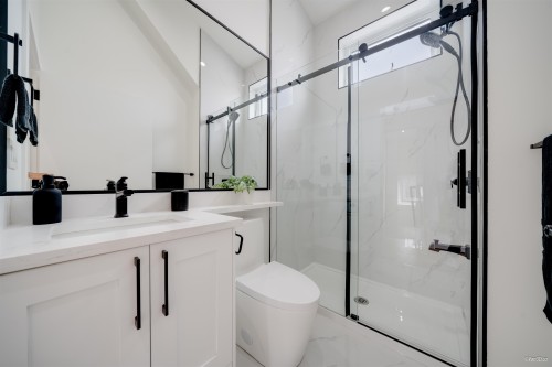 1-4463 Walden Street, Vancouver, BC 