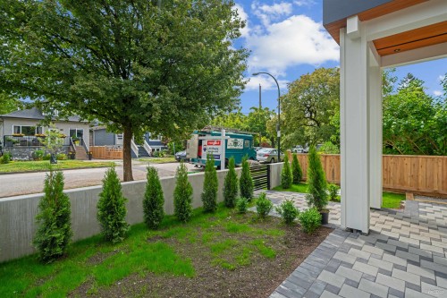 1-4463 Walden Street, Vancouver, BC 