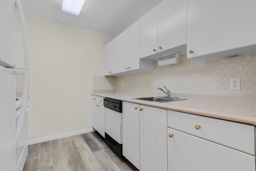 103-3624 Fraser Street, Vancouver, BC 