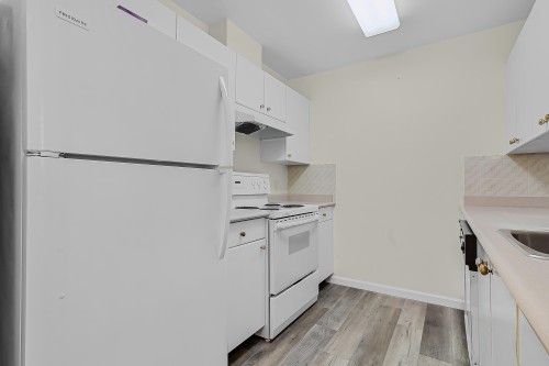 103-3624 Fraser Street, Vancouver, BC 