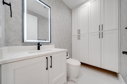 2-4463 Walden Street, Vancouver, BC 