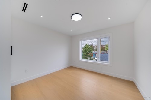 2-4463 Walden Street, Vancouver, BC 