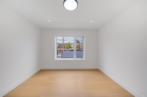 2-4463 Walden Street, Vancouver, BC 