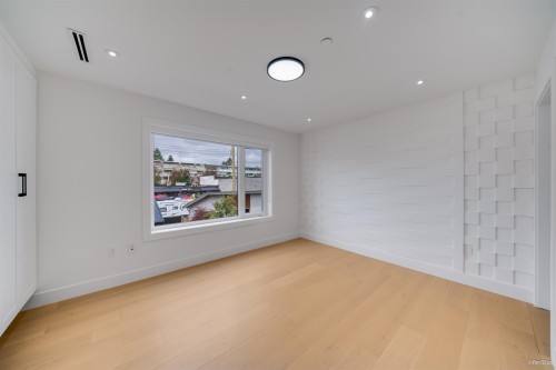 2-4463 Walden Street, Vancouver, BC 