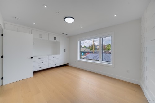 2-4463 Walden Street, Vancouver, BC 