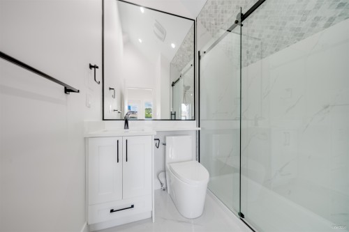 2-4463 Walden Street, Vancouver, BC 