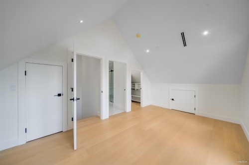 2-4463 Walden Street, Vancouver, BC 