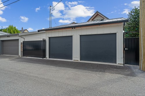 2-4463 Walden Street, Vancouver, BC 