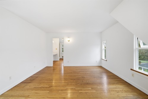 5761 Holland Street, Vancouver, BC 