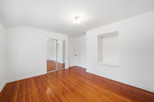 5761 Holland Street, Vancouver, BC 