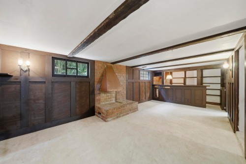 5761 Holland Street, Vancouver, BC 