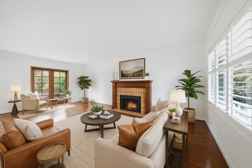 5761 Holland Street, Vancouver, BC 