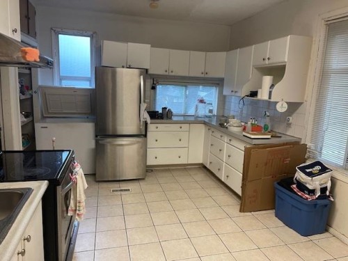 3034 Glen Drive, Vancouver, BC 