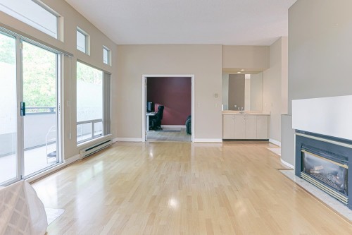 303-7500 Abercrombie Drive, Richmond, BC 