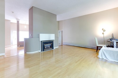 303-7500 Abercrombie Drive, Richmond, BC 