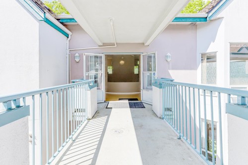 303-7500 Abercrombie Drive, Richmond, BC 